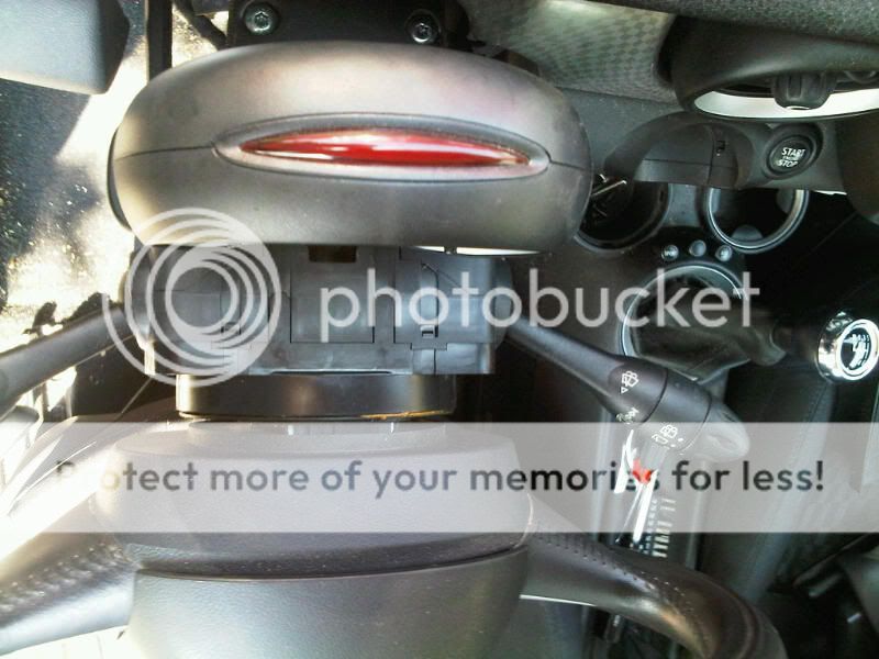 Electric_steering_wheel_lock_malfunctioning